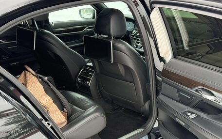 BMW 7 серия, 2017 год, 2 340 000 рублей, 9 фотография