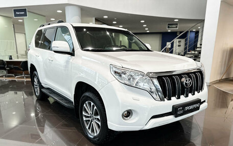 Toyota Land Cruiser Prado 150 рестайлинг 2, 2014 год, 3 360 000 рублей, 3 фотография