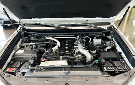 Toyota Land Cruiser Prado 150 рестайлинг 2, 2014 год, 3 360 000 рублей, 11 фотография