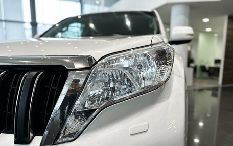 Toyota Land Cruiser Prado 150 рестайлинг 2, 2014 год, 3 360 000 рублей, 21 фотография