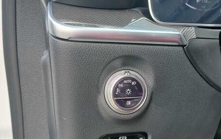 Mercedes-Benz C-Класс, 2024 год, 5 200 000 рублей, 30 фотография