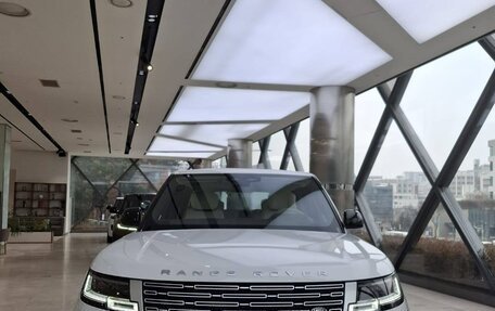 Land Rover Range Rover IV рестайлинг, 2025 год, 30 700 000 рублей, 1 фотография