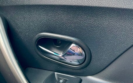 Renault Logan II, 2017 год, 710 000 рублей, 23 фотография