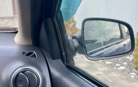 Renault Logan II, 2017 год, 710 000 рублей, 24 фотография