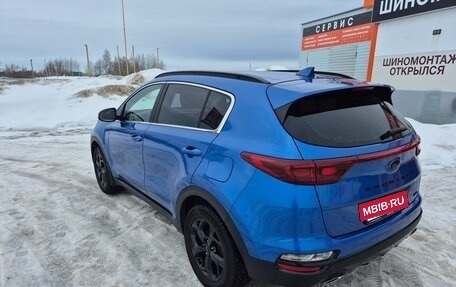 KIA Sportage IV рестайлинг, 2021 год, 2 450 000 рублей, 5 фотография