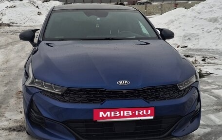 KIA K5, 2020 год, 2 500 000 рублей, 22 фотография