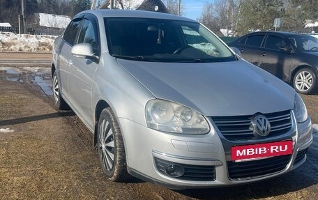 Volkswagen Jetta VI, 2008 год, 550 000 рублей, 2 фотография