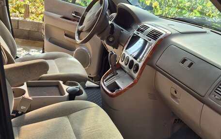 KIA Carnival III, 2005 год, 1 050 000 рублей, 11 фотография