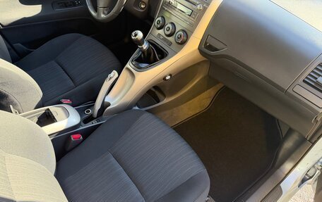 Toyota Auris II, 2008 год, 625 000 рублей, 6 фотография