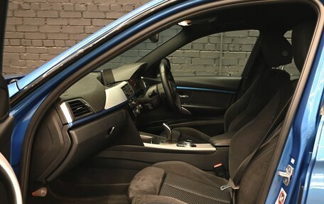 BMW 3 серия, 2017 год, 1 870 000 рублей, 9 фотография