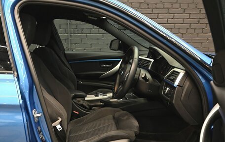 BMW 3 серия, 2017 год, 1 870 000 рублей, 10 фотография