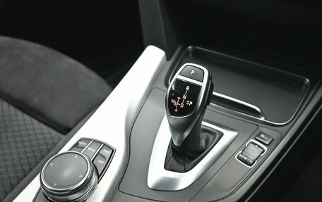 BMW 3 серия, 2017 год, 1 870 000 рублей, 16 фотография