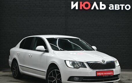 Skoda Superb III рестайлинг, 2013 год, 1 300 000 рублей, 3 фотография