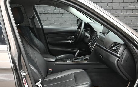 BMW 3 серия, 2015 год, 1 990 000 рублей, 11 фотография