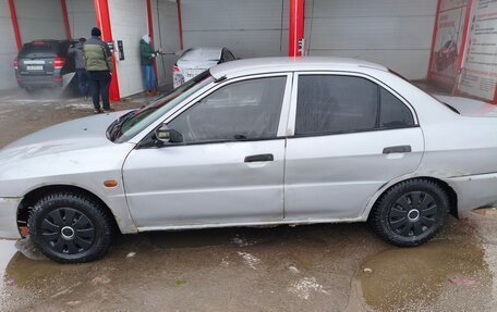 Mitsubishi Lancer VII, 2000 год, 120 000 рублей, 4 фотография