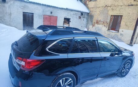 Subaru Outback IV рестайлинг, 2017 год, 2 900 000 рублей, 6 фотография