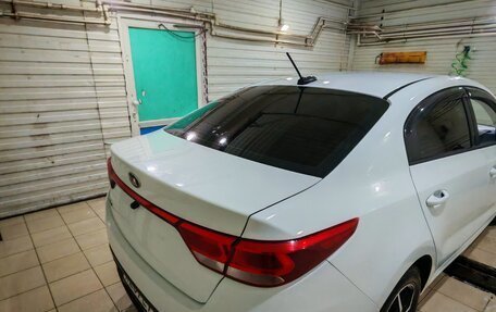 KIA Rio IV, 2018 год, 1 375 000 рублей, 10 фотография