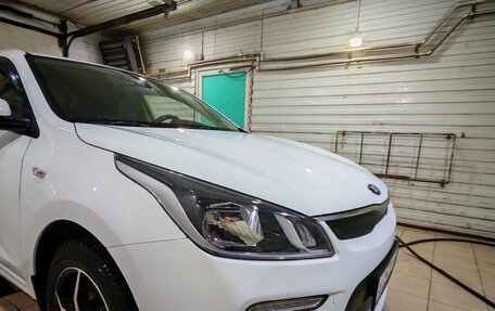 KIA Rio IV, 2018 год, 1 375 000 рублей, 12 фотография