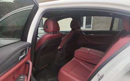 BMW 5 серия, 2022 год, 5 100 000 рублей, 6 фотография