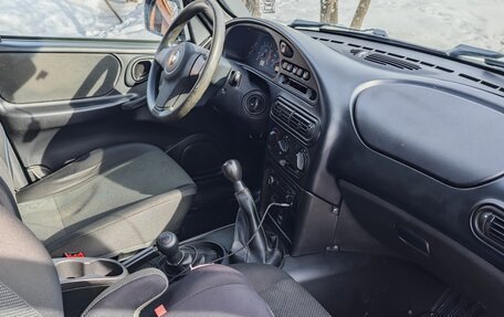 Chevrolet Niva I рестайлинг, 2017 год, 730 000 рублей, 14 фотография