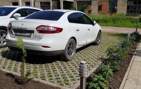 Renault Fluence I, 2010 год, 725 000 рублей, 3 фотография