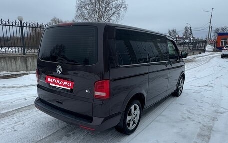 Volkswagen Caravelle T5, 2014 год, 2 500 000 рублей, 6 фотография