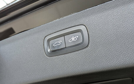 Volvo XC90 II рестайлинг, 2015 год, 3 350 000 рублей, 16 фотография