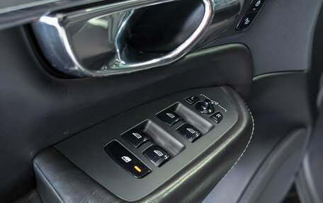 Volvo XC90 II рестайлинг, 2015 год, 3 350 000 рублей, 34 фотография