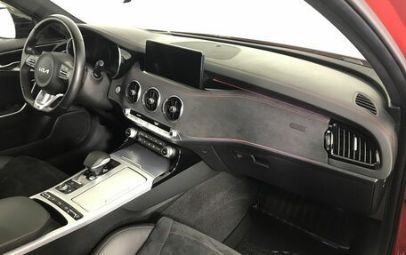 KIA Stinger I, 2023 год, 3 899 000 рублей, 14 фотография