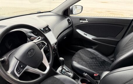 Hyundai Solaris II рестайлинг, 2013 год, 1 200 000 рублей, 7 фотография