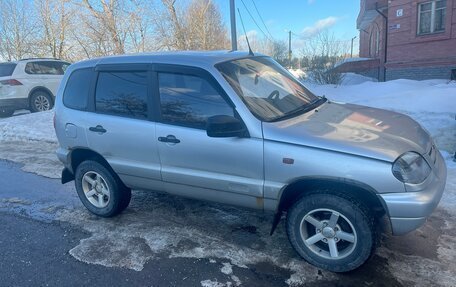 Chevrolet Niva I рестайлинг, 2004 год, 350 000 рублей, 3 фотография