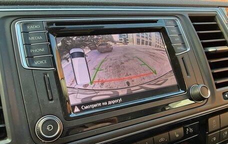 Volkswagen Multivan T6 рестайлинг, 2018 год, 5 500 000 рублей, 8 фотография