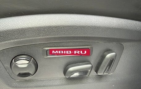 Volkswagen Multivan T6 рестайлинг, 2018 год, 5 500 000 рублей, 12 фотография