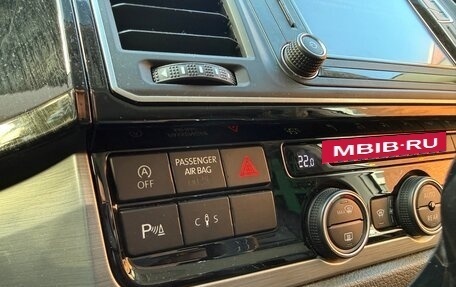 Volkswagen Multivan T6 рестайлинг, 2018 год, 5 500 000 рублей, 9 фотография