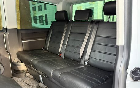 Volkswagen Multivan T6 рестайлинг, 2018 год, 5 500 000 рублей, 20 фотография