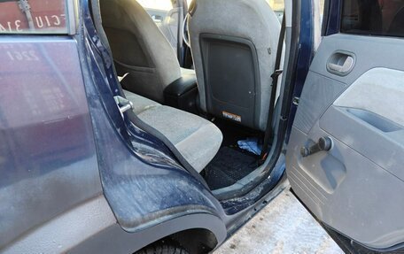 Ford Fusion I, 2003 год, 120 000 рублей, 8 фотография