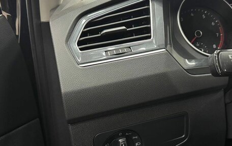 Volkswagen Tiguan II, 2020 год, 2 319 900 рублей, 10 фотография