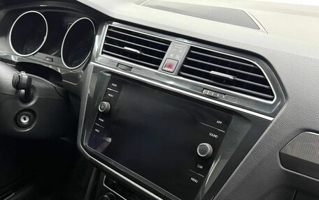 Volkswagen Tiguan II, 2020 год, 2 319 900 рублей, 15 фотография