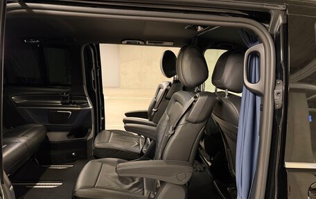 Mercedes-Benz EQV, 2021 год, 6 100 000 рублей, 12 фотография