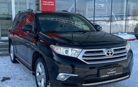 Toyota Highlander III, 2012 год, 1 990 000 рублей, 4 фотография