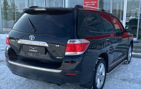 Toyota Highlander III, 2012 год, 1 990 000 рублей, 6 фотография