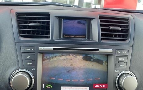 Toyota Highlander III, 2012 год, 1 990 000 рублей, 17 фотография