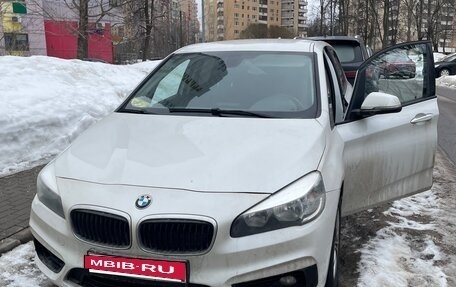 BMW 2 серия Active Tourer F45, 2017 год, 1 460 000 рублей, 2 фотография
