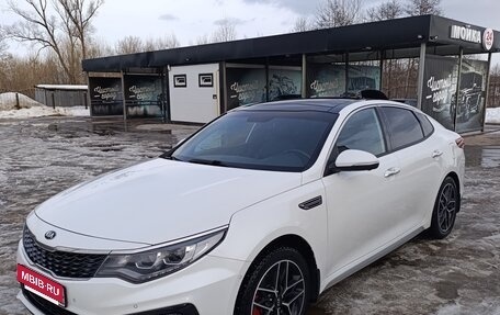 KIA Optima IV, 2018 год, 2 370 000 рублей, 2 фотография