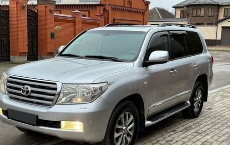 Toyota Land Cruiser 200, 2007 год, 3 000 000 рублей, 2 фотография