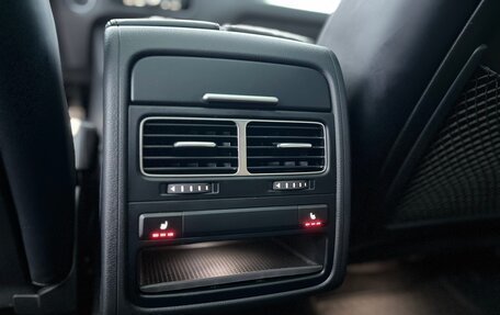 Volkswagen Touareg III, 2016 год, 3 545 000 рублей, 26 фотография