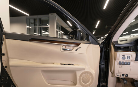 Lexus ES VII, 2013 год, 1 920 000 рублей, 19 фотография