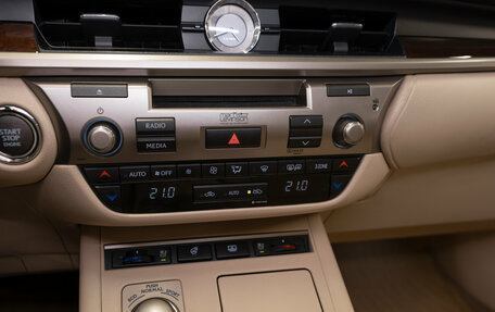 Lexus ES VII, 2013 год, 1 920 000 рублей, 23 фотография