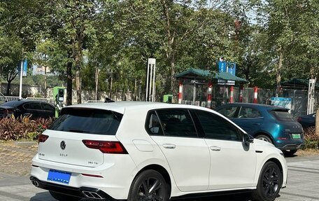 Volkswagen Golf VIII, 2023 год, 1 986 000 рублей, 4 фотография