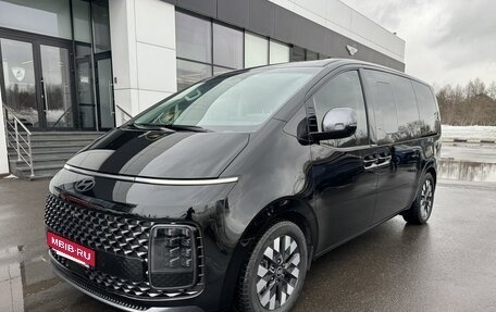 Hyundai Staria, 2024 год, 7 500 000 рублей, 1 фотография